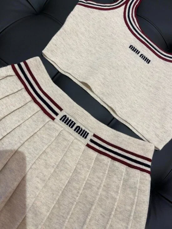 Women's MIUMIU Knitted Set: Vest & Mini Skirt — Size M - Picture 9 of 10